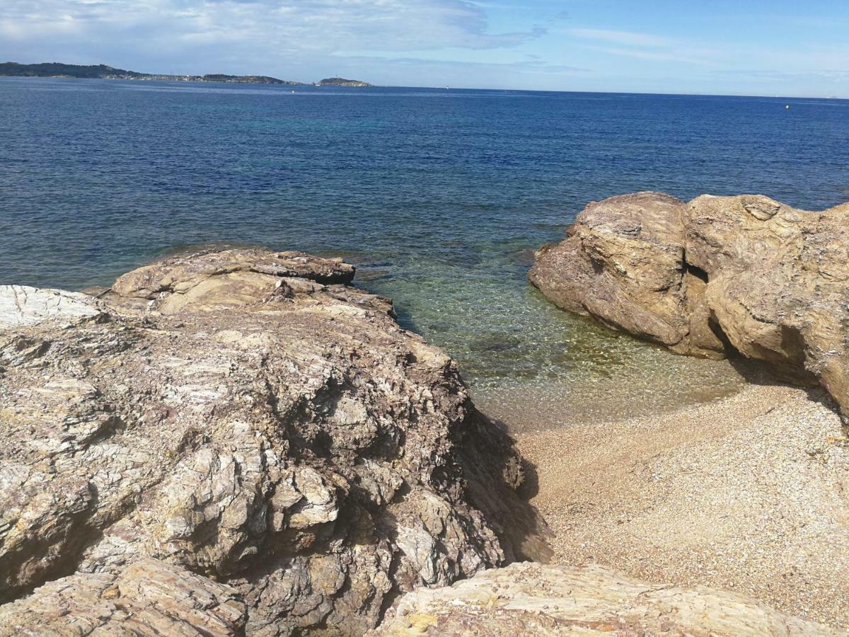 Domaine De La Coudouliere, T2 Climatise Terrasse Vue Mer Sans Vis A Vis Plage A 100M Six-Fours-les-Plages Luaran gambar